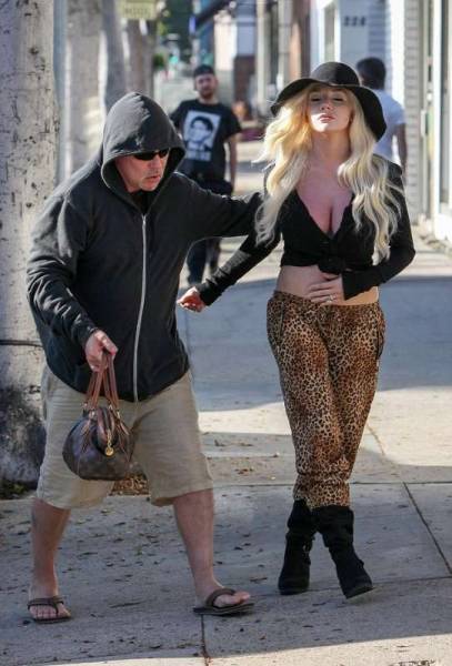 Courtney Stodden Undergo miscarriage