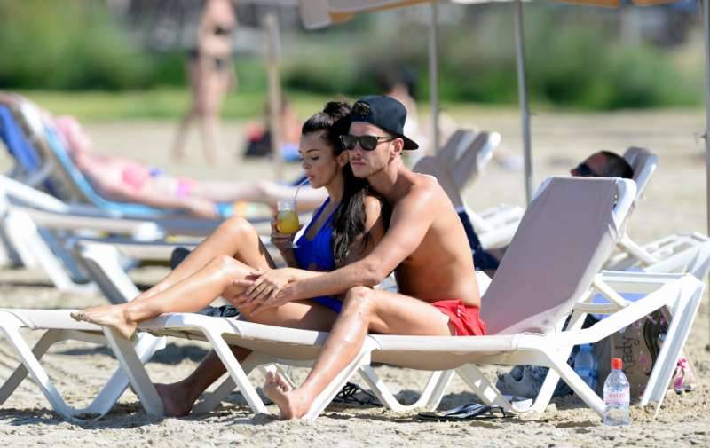 Kady McDermott Boyfriend Scott Thomas High Quality Vacation Images