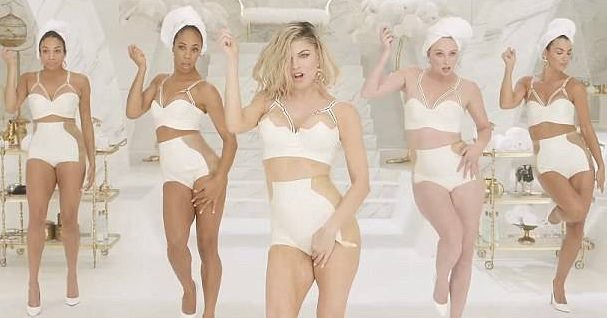 Kim Kardashian Drenched Milk New 4k Video Clip