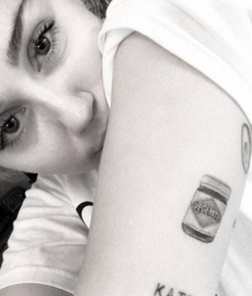 Miley Cyrus New Tattoo to Hemsworth