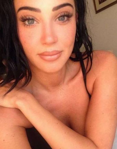 Tulisa Contostavlos New Look In Her Selfie on Instagram