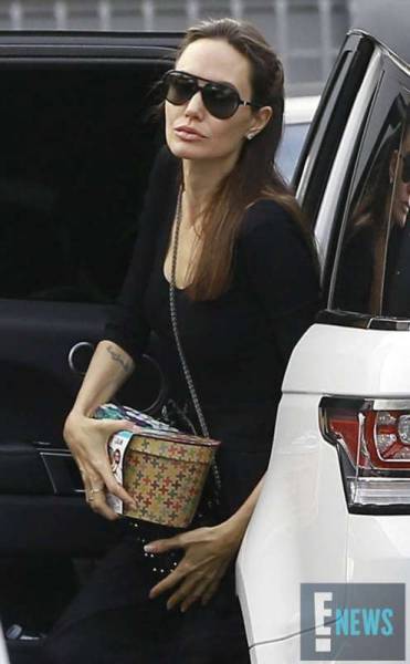 Angelina Jolie Bev Hills JR 051117