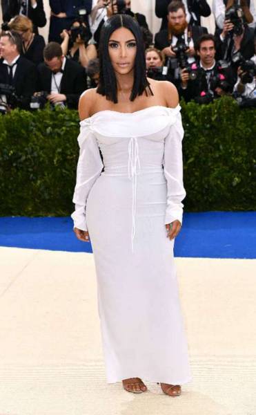 .Kim Kardashian Met Gala 2017