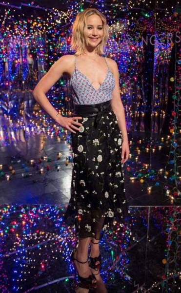 Jennifer Lawrence Passengers 121216