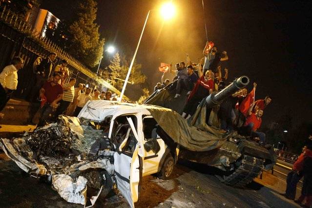 Minister: 32,000 People Arrested Since Failed Coup in Turkey