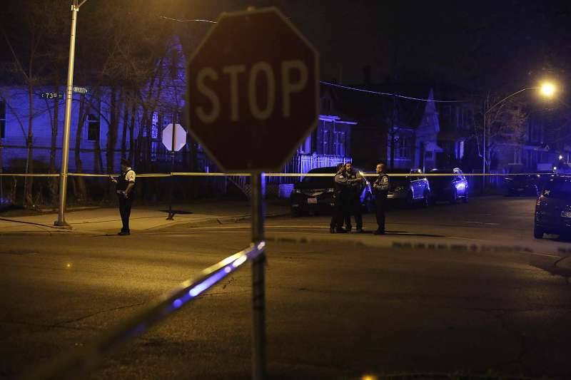 Crime flat despite spike in Chicago murder rate