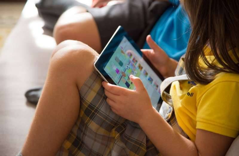 Banning Tablets Is Best for Children