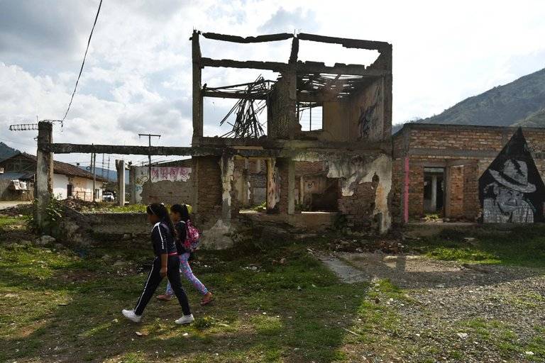 Colombia and Rebels Want Peace, but How Has Never Been Less Clear