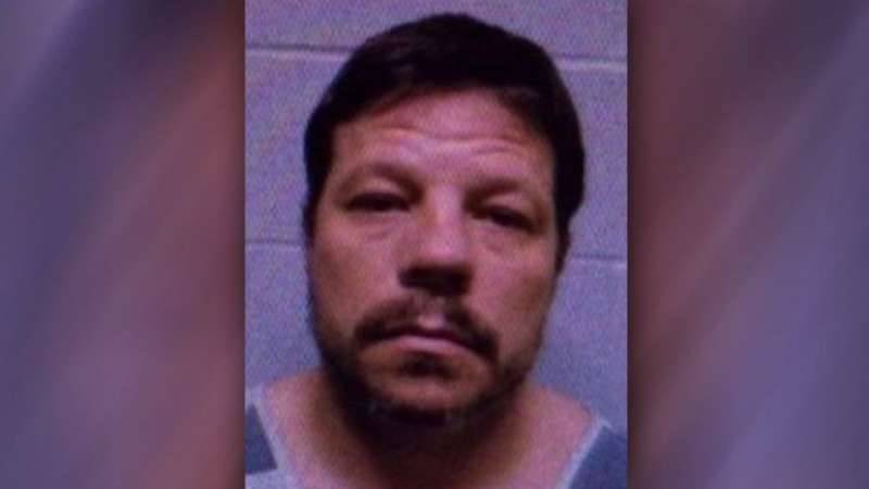 Desperate search for gunman after 2 Oklahoma officers shot 2 others dead