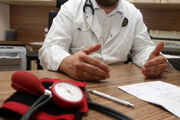 High Blood Pressure Especially In Middle Age Ups Risk Of Dementia, Experts Warn
