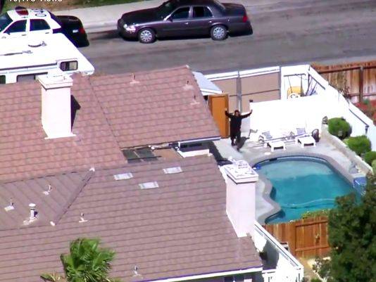 LA sheriff’s sergeant killed answering burglary call