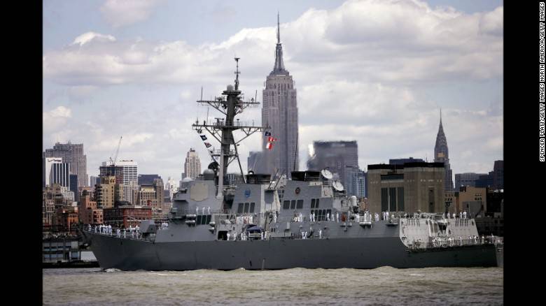 Missiles target US warship off Yemen Pentagon says