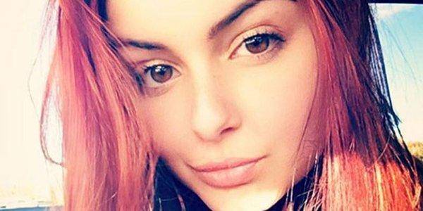 Ariel Winter Twerks in a Thong Bikini, Is a National Treasure