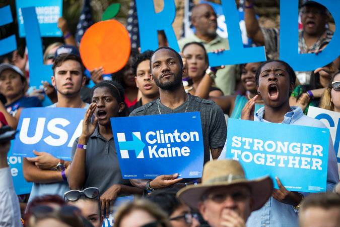 Black Turnout Falls in Early Voting, Boding Ill for Hillary Clinton