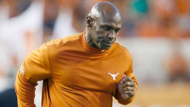Texas AD says Charlie Strong to be evaluated after next game