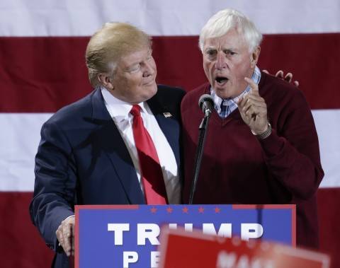Trump sticks to attacks, insults, hoping to overtake Clinton