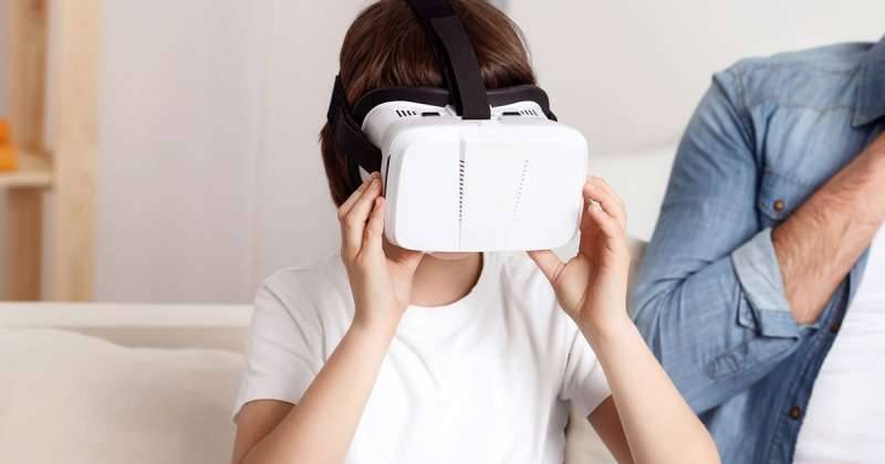 What parents should know about the VR gear kids want