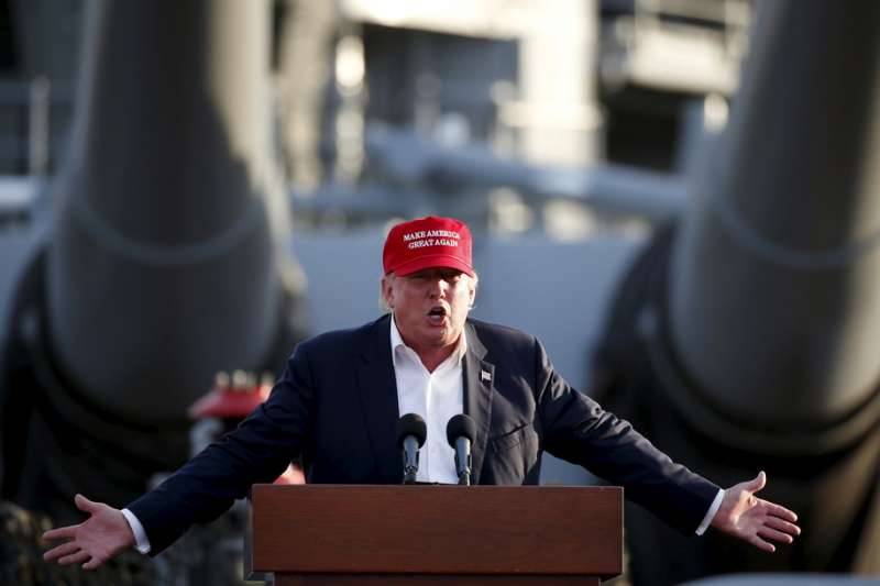 Trump, Carrier reach deal to keep 1,000 jobs in Indianapolis
