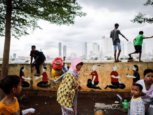 8 people have same wealth as world’s poorest half