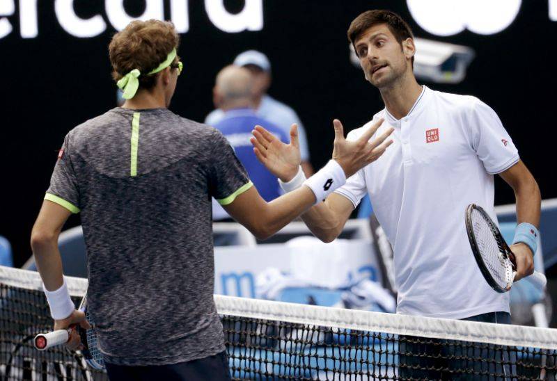 Djokovic out in 2nd-round upset loss to Istomin in Australia