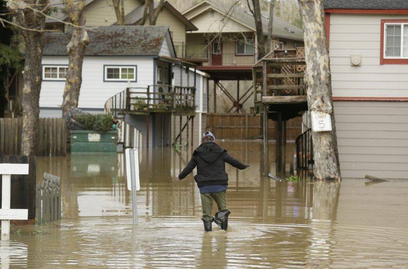 New Storms Hit California With Dangerous Blizzards and Fresh Flooding