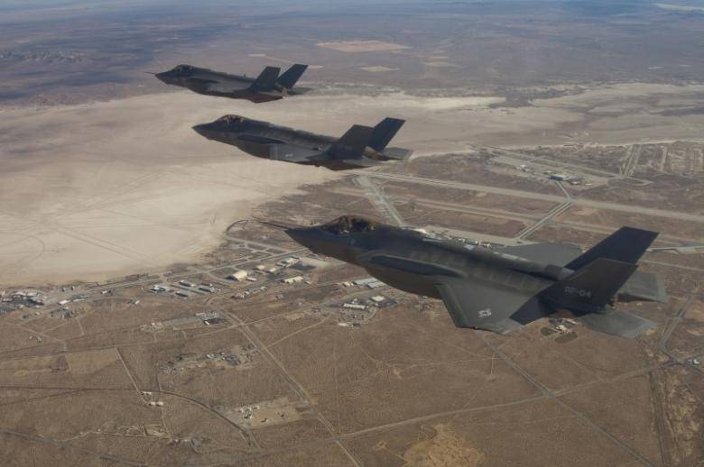 Pentagon, Lockheed near deal on $9 billion F-35 contract