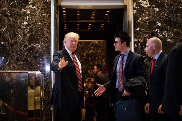 Trump Entering White House Unbent and Unpopular