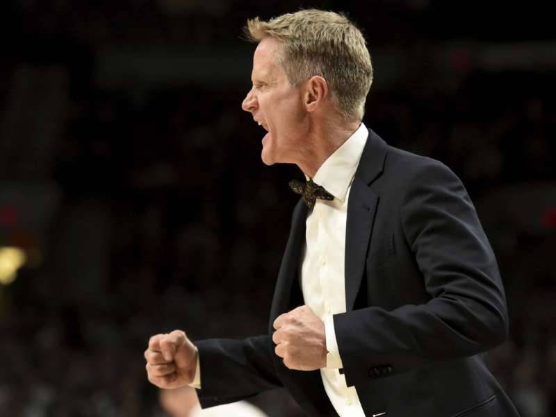 Warriors coach derides Trump administration’s travel ban