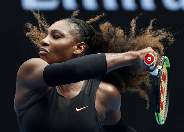 Williams relies on Plan B to reaches Australian Open QFs