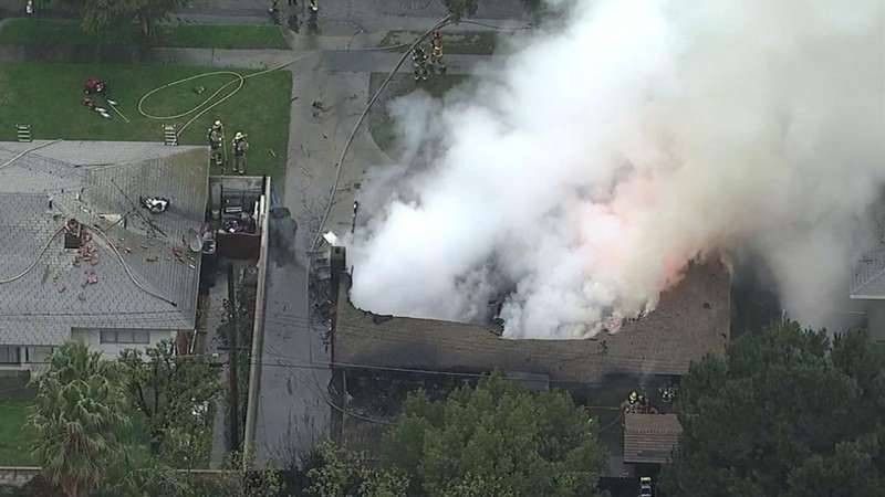 4 Dead, More Injured After Small Plane Departing Riverside Airport Crashes Into 2 Homes