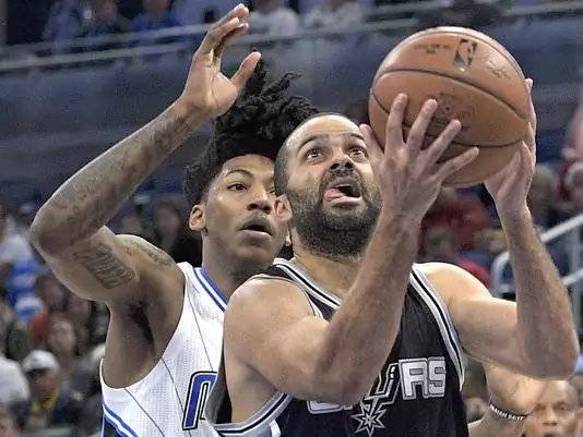 Aldridge, Leonard help Spurs rout short-handed Magic, 107-79