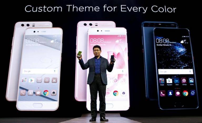 Phonemakers pile in to exploit Samsung weakness