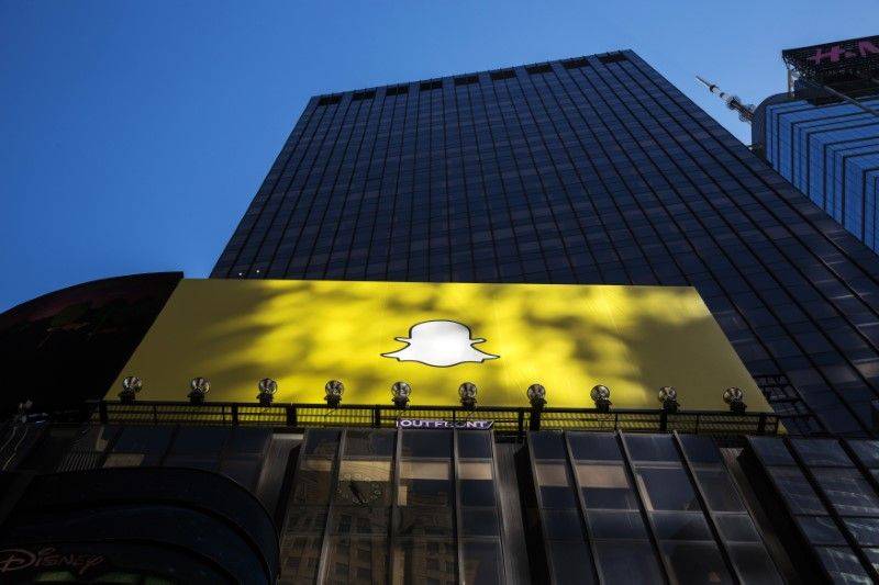 Snap shoots for the sky, promises little in $3 billion IPO pitch