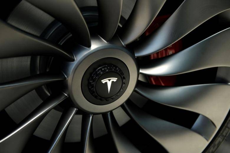 Tesla says Model 3 on track for volume production by September