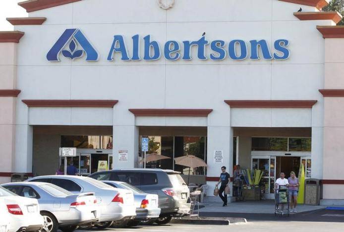 Albertsons held preliminary merger talks with Sprouts