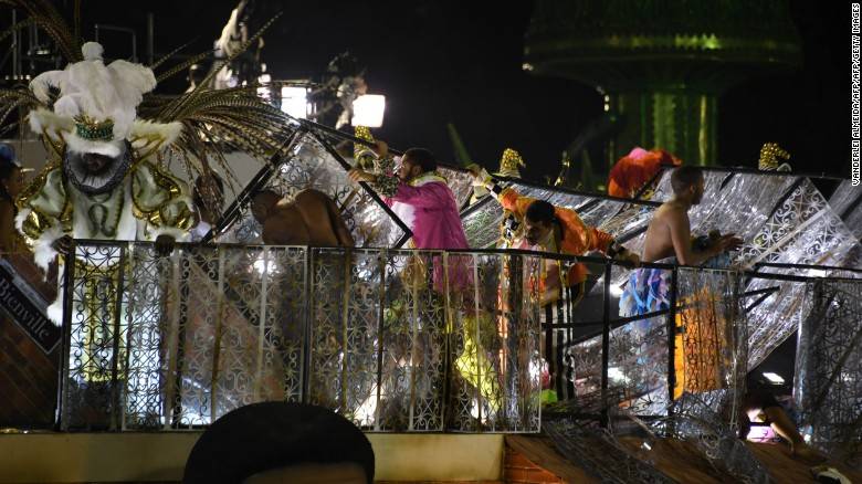 At least 11 people injured in Rio Carnival float collapse