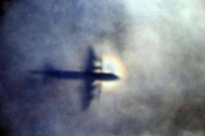 Lawsuit suggests electrical failures led to Flight 370 crash