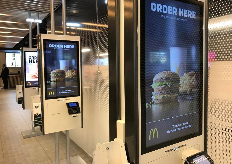 McDonald’s, late to mobile ordering, seeks to avoid pitfalls