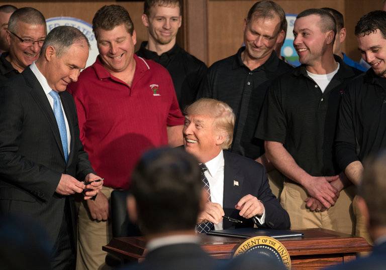 Trump Signs Executive Order Unwinding Obama Climate Policies