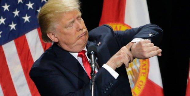 Trump signs new travel ban aimed at withstanding legal scrutiny