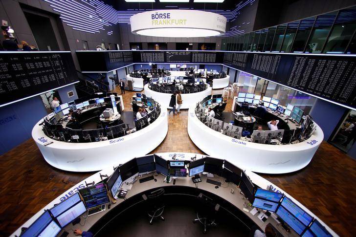 Trump tweets hurt equities; U.S. dollar gains