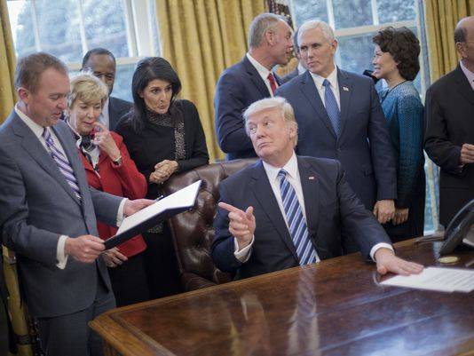 Through executive order, Trump aims to make government less wasteful