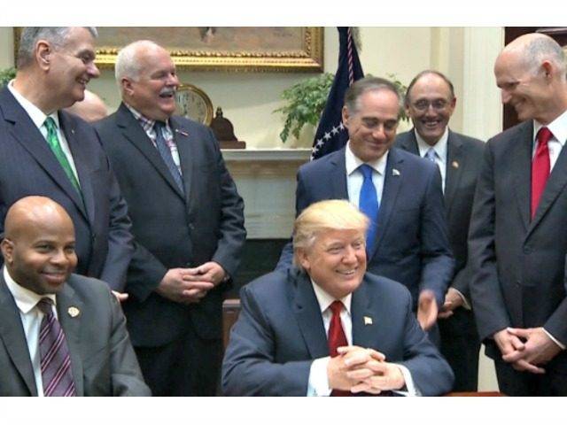 Donald Trump Signs Bill to Extend Veterans Choice Program