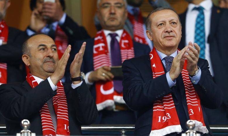 EU tries to move beyond insults with Turkey