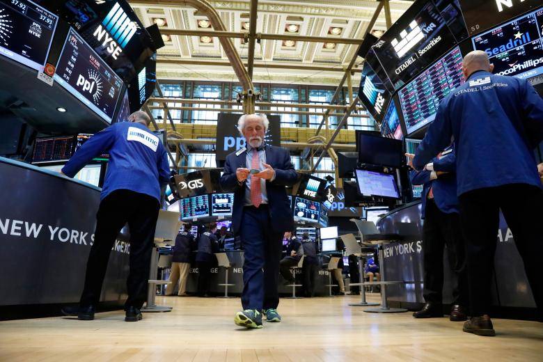 Futures little changed ahead of first-qtr GDP data