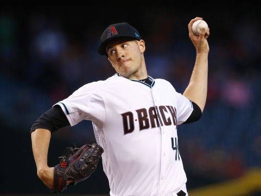 Hernandez drives in 4, Cueto and Giants top Diamondbacks 8-4