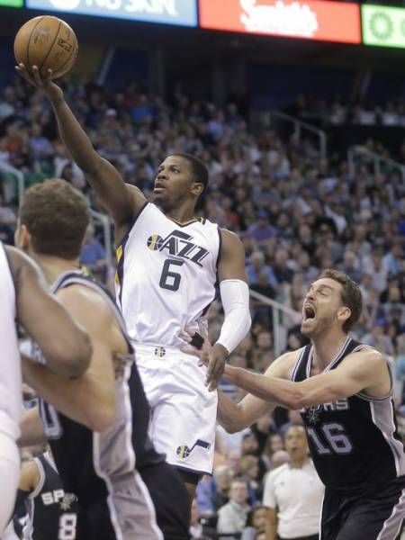 Joe Johnson thriving in mentor role with youthful Jazz
