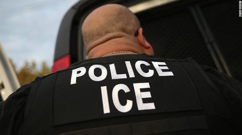 New bill aims to block ICE from identifying as police officers