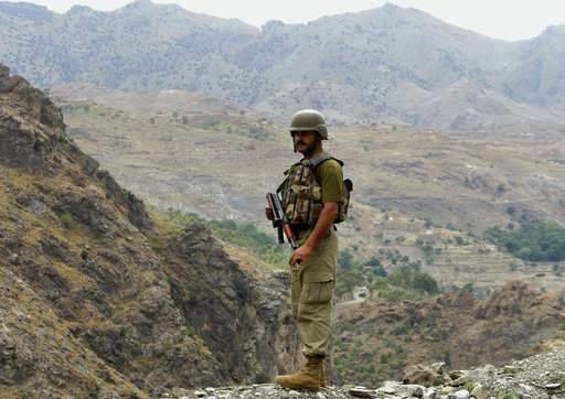 Pakistan shootout leaves 3 soldiers, 10 militants dead