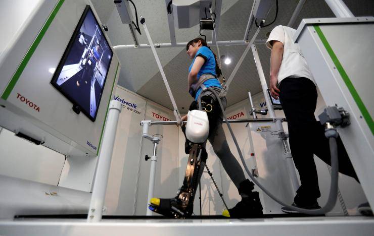 Toyota robot to keep elderly mobile, one step at a time